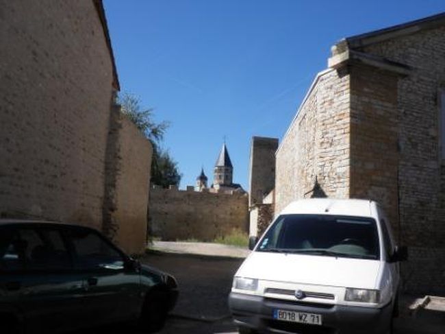 クリュニー修道院(Cluny) フランス、ブルゴーニュ地方の小さな町めぐり⑦ (2010/9/1)