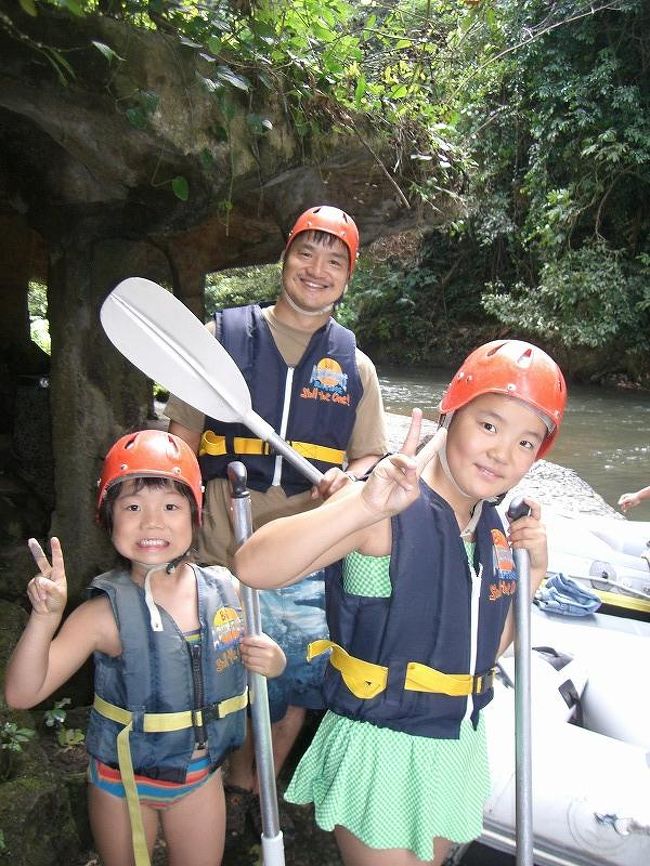 現地3日目、ツアーでアユン川ラフテングに