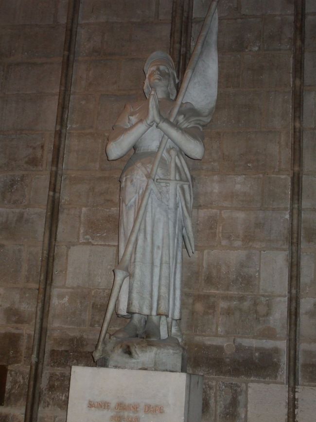 「ジャンヌ・ダルク像」