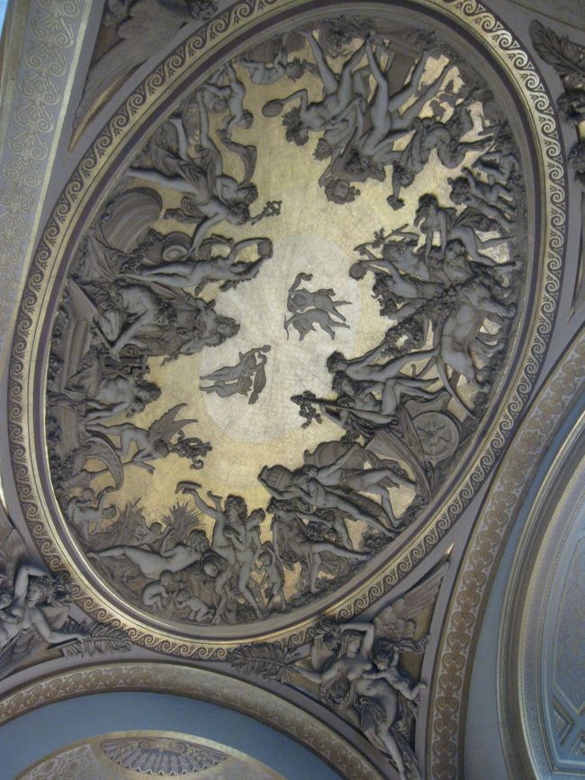 天井の細工も、それぞれ見ごたえがあります。