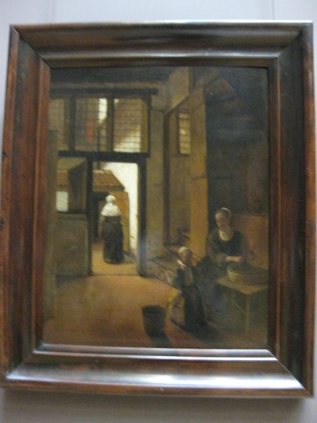 こんな感じが好きです♪<br /><br />この辺りは、人も少なくゆっくりと鑑賞できます。<br /><br />でも、ささっと行き過ぎなければ・・・<br /><br />膨大な絵の数です。