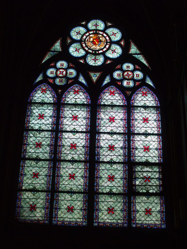 「ステンドグラス：南回廊」