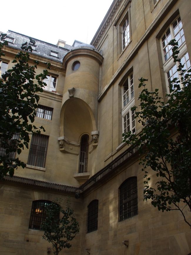 「コンシェルジュリー(王室管理府)の内部」