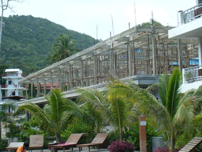 建設中の新館のようです。<br /><br />工事の音は、そんなにうるさくなかったです。