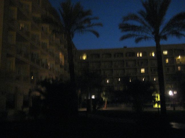 しつこいようですが、朝ですよ（笑）<br />いいホテルだな〜。<br /><br />滞在時間少ないですが、<br /><br />では出発！