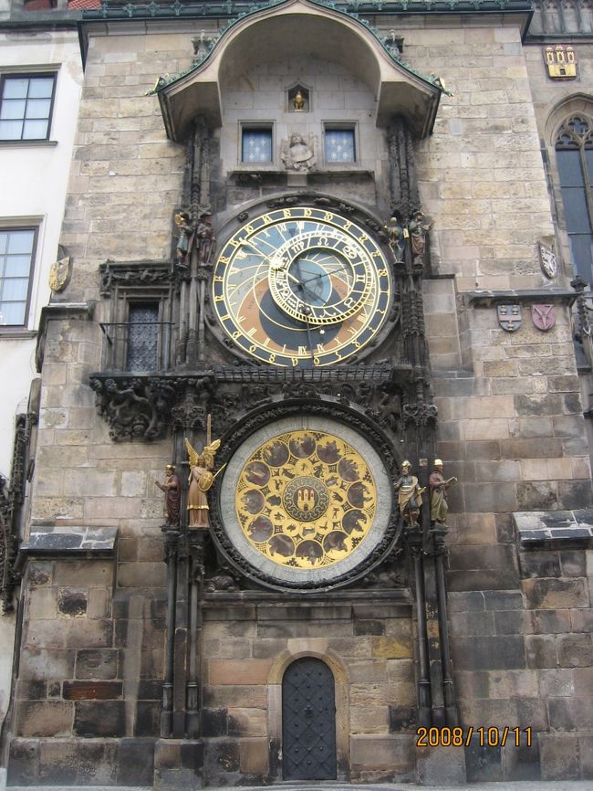 言わずと知れた？旧市街庁舎です。