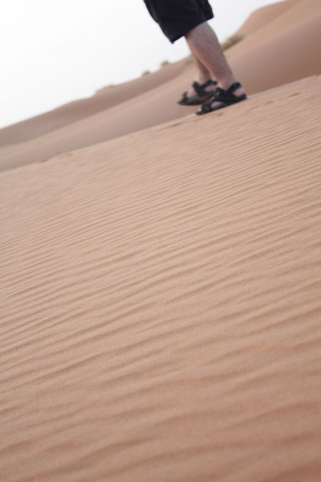 　<br /><br />こうゆう所に来ると、なぜか足跡を付けたくなるのは人間の心理。<br /><br /><br />