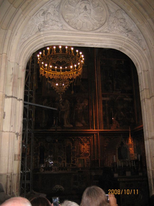 ヴァーツラフ礼拝堂です。<br />移し方が悪く良くわかんないですね。