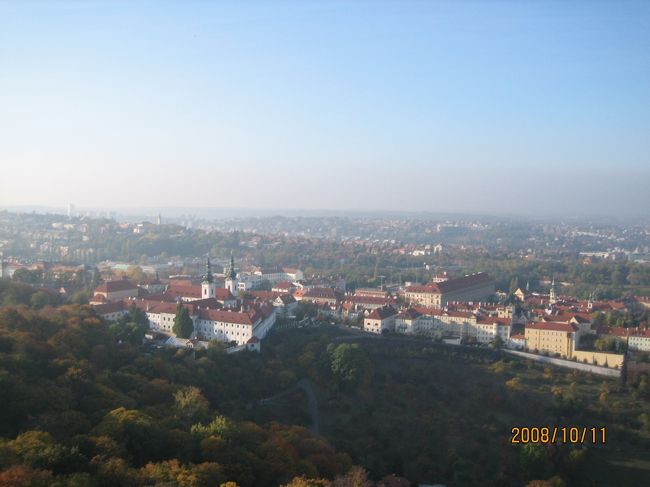 展望塔から見たストラホフ修道院、ロレッタ方面の風景です。