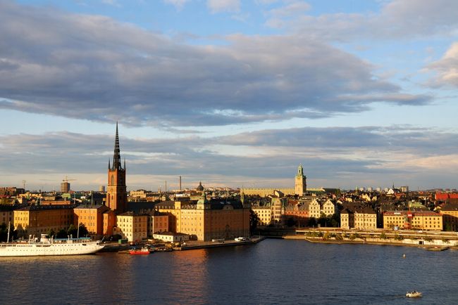 いい眺め〜♪♪<br /><br />街に夕日が当たっていて、すごく美しい！！