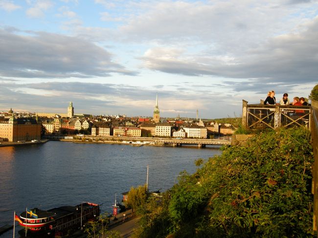 展望台にはベンチもあるので、のんびり景色が眺められます。