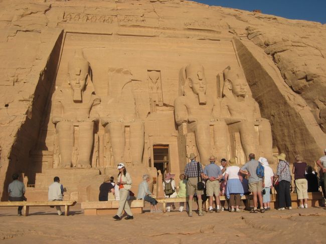 ここはほんと、世界が違います<br /><br />3300年前のものなんてっ<br />信じられない。。。！！