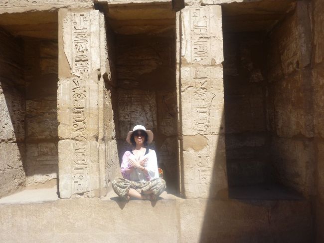 思わずこのポーズ