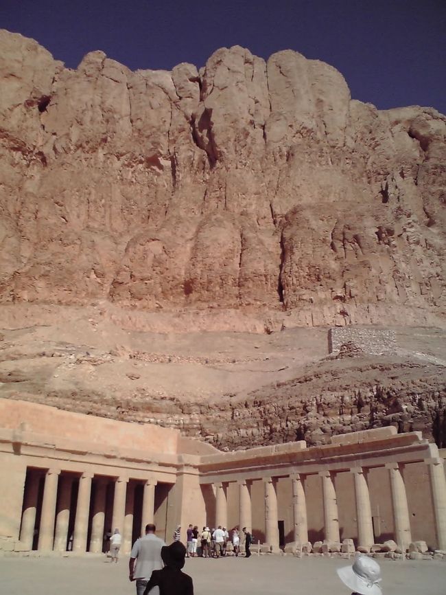 第2柱廊と北の柱廊。