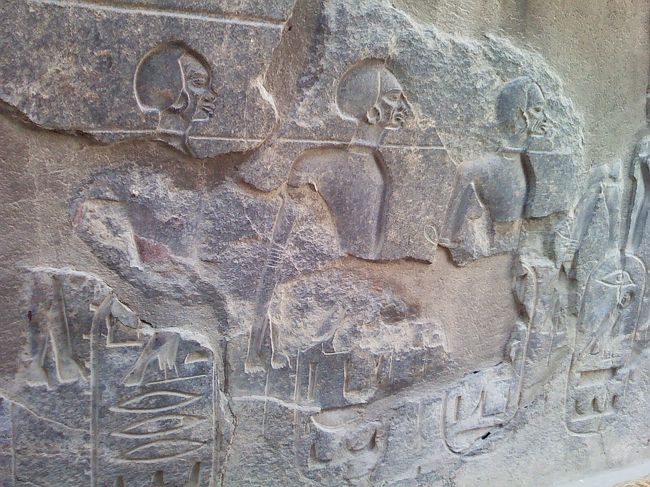 捕虜のレリーフって言ってたかな・・