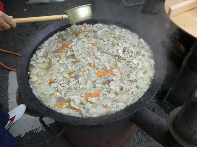 １０００食分無料配布のねぎっちょ汁