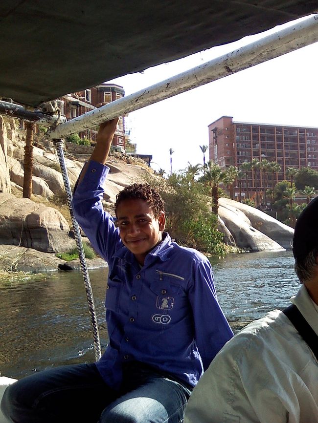 カメラを向けるとにっこり笑顔のカワイイ男の子。