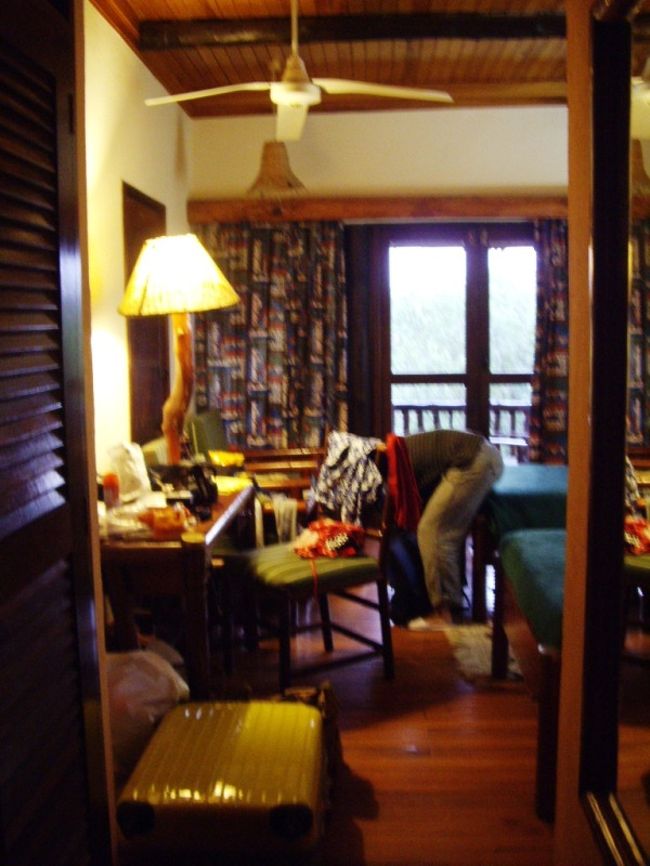 部屋の中は意外と清潔で可愛くて、