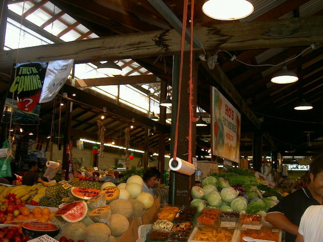 フルーツや野菜がいっぱい！みんなでかい！