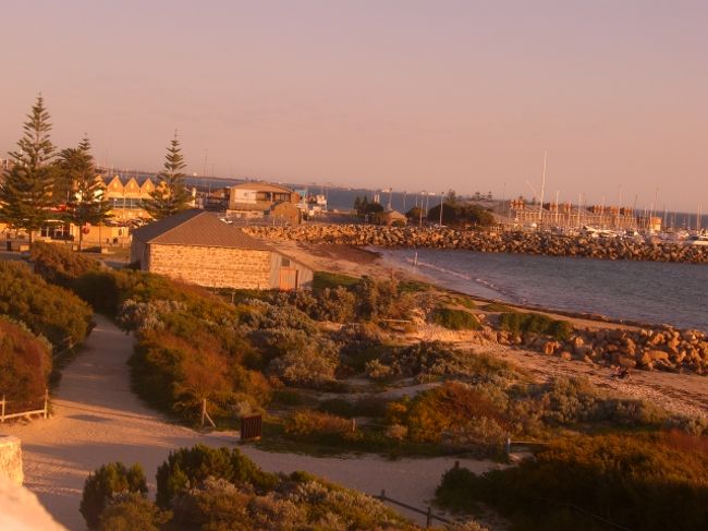 夕方は信じられないくらい辺りがピンク色になります。<br />ほんとにロマンティックです★<br />思い出すだけで涙が！！