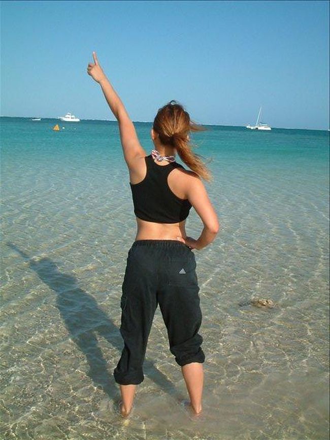 やっとこモンキーマイアについた！水温冷たい！でも、うれしい！