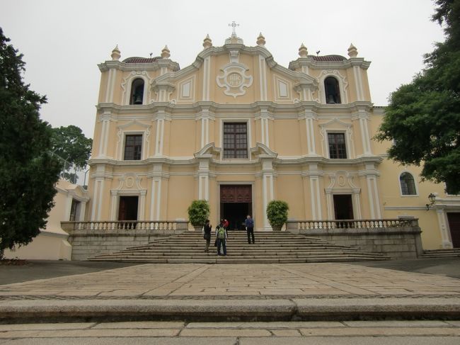 24、聖ヨセフ修道院及び聖堂　St. Joseph's Seminary and Church<br /><br />中国や東南アジアでの宣教活動に貢献した、多くの優れた人物を輩出した修道院。<br />堂内に、聖フランシスコ・ザビエルの遺骨が祀られています。