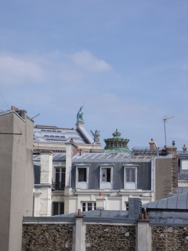 オペラ座も見えます。