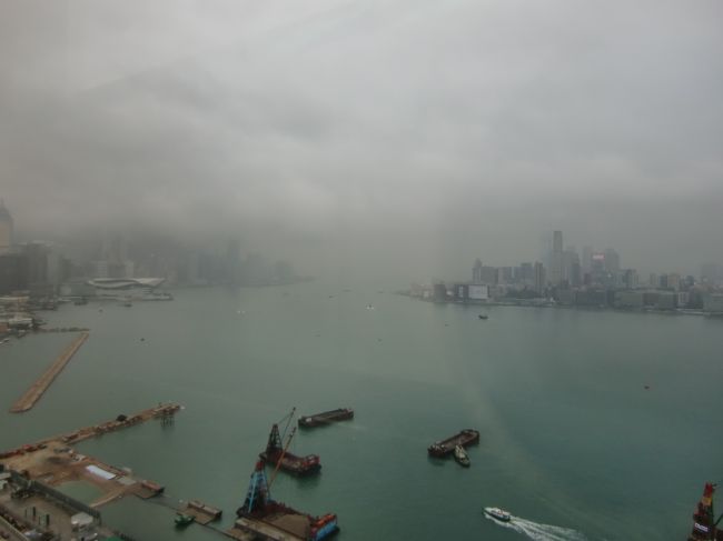 2010/11/6 Sat.<br /><br />この日も朝から雨。<br />テンションも下がりっぱなしですわ。