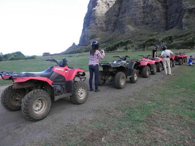 四輪バギー走行中は写真撮影はできません。<br /><br />一度休憩というか撮影タイムのため停止。<br />私はなんとかたどり着きました（笑）<br /><br /><br />バギーはこんな感じです。