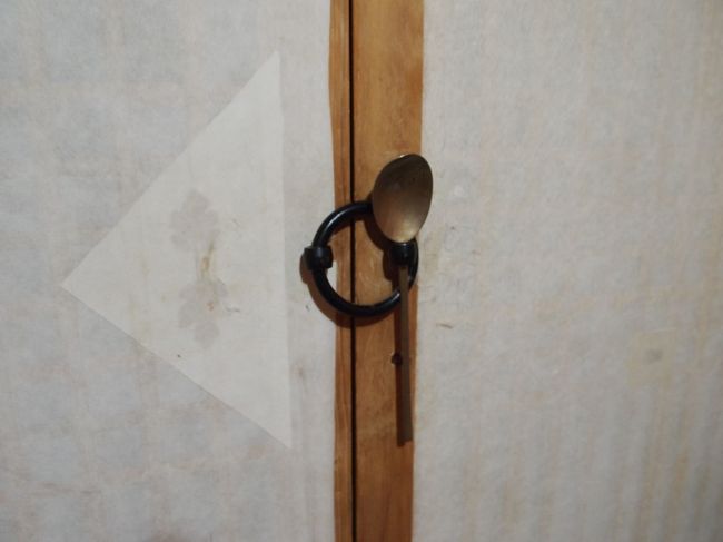 部屋のカギ。<br />昔ながらのスプーンのカギです。