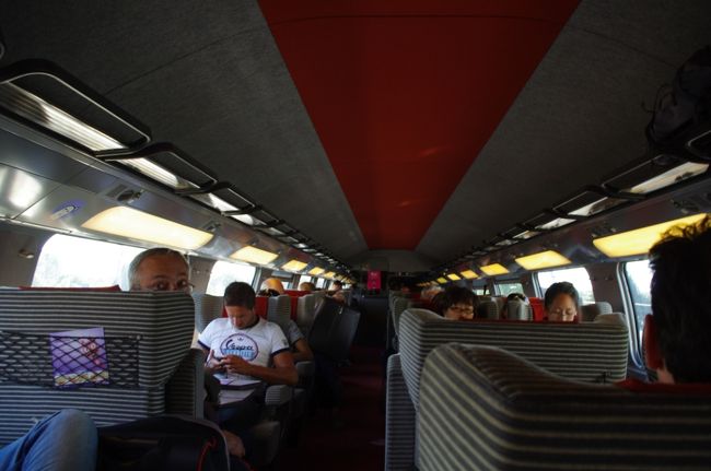 車内はこんな感じ。