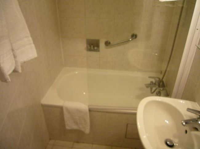 バスタブ付き。