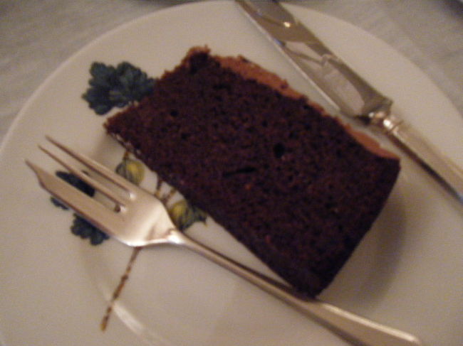 薄く切ってくれるのでお腹がふくれていても食べやすかったです。