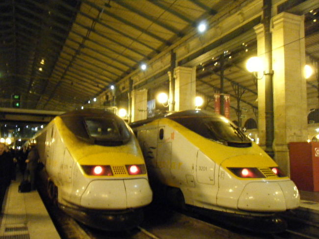 パリ北駅に到着。時計を1時間直してホテルへ戻ります。