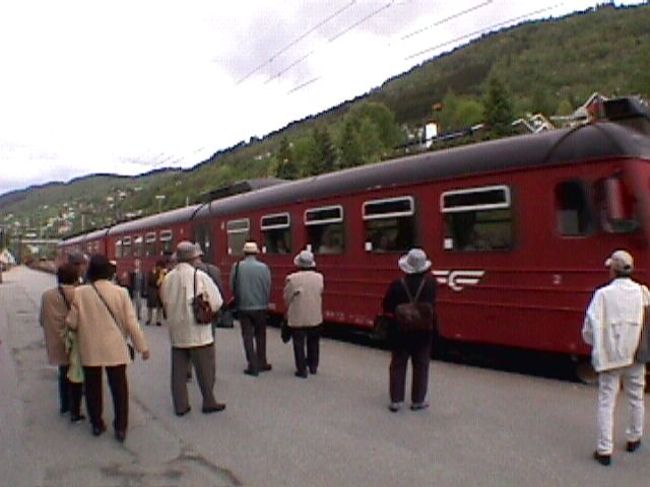 列車に乗ります