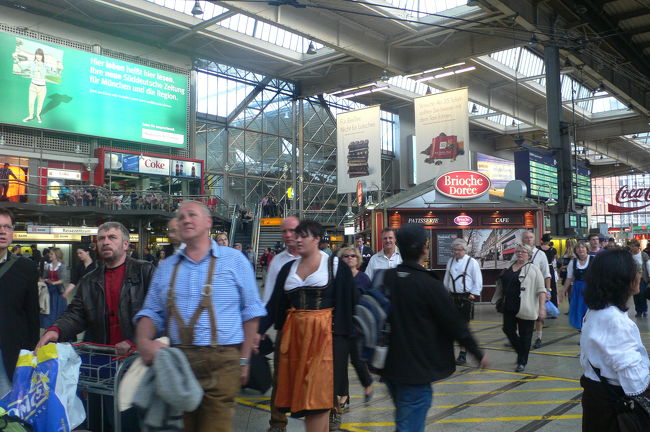 これからオクトーバーフェストか？