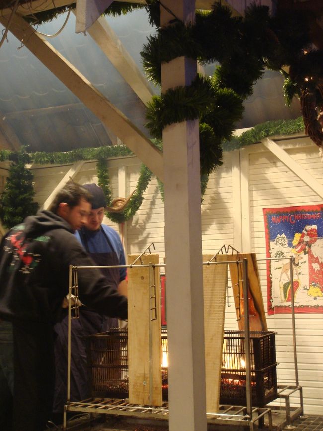 でもいいです。<br />これも試練だと思って、<br />お米と食材たちを持って写真撮ります！<br /><br />なにやら美味しそうなものが･･･