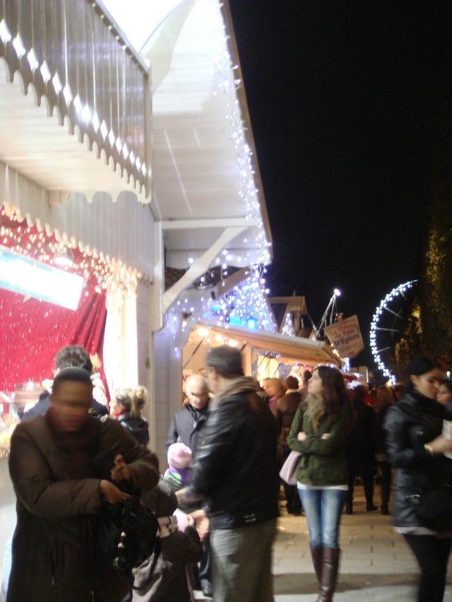 早くライトアップ始まってくれないかなぁ･･･