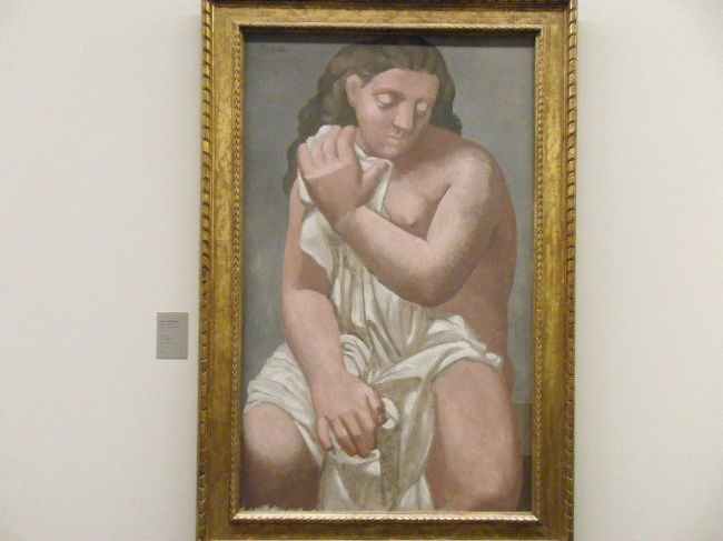 ピカソ。見たかったピカソが貸し出し中でした。残念。