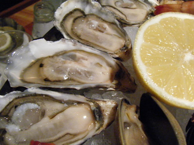 レモンをかけて、つるつるっといただきます。