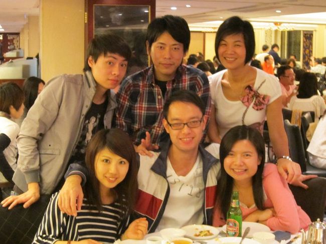 食事も終わり、記念撮影タイムをしていると。。。