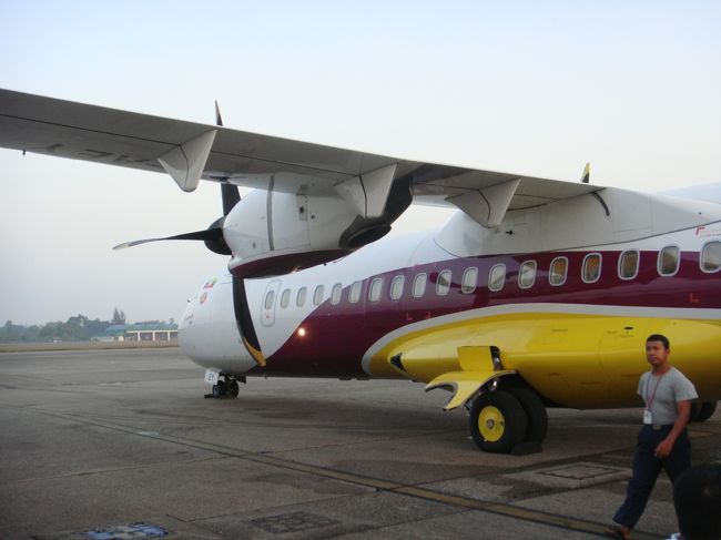 勿論？、プロペラ機ですな。