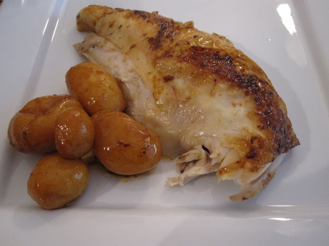 美味しかったです。フランスの方は、皮を食べないのですが、皮も美味しいので、私は全部頂き、その後、モモの部分も頂き、お腹いっぱいになっちゃいました（≧。≦）<br />