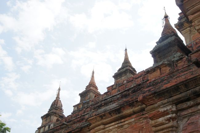さて、まずは建物の見学…