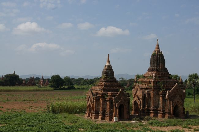 で、ひとしきり眺めると、やっぱりお嬢ちゃんが土産物の売り込み始めますが…ひとまず、”あとで”って、戻ります。