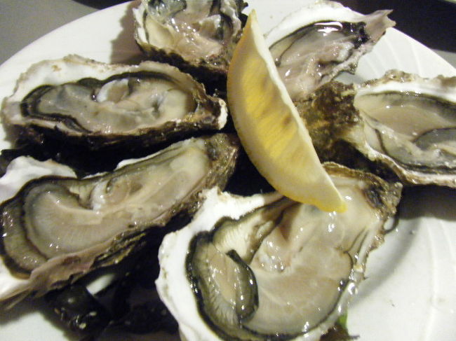 やっぱり大好物のフランスのカキを最後に食べないと気が済みません。