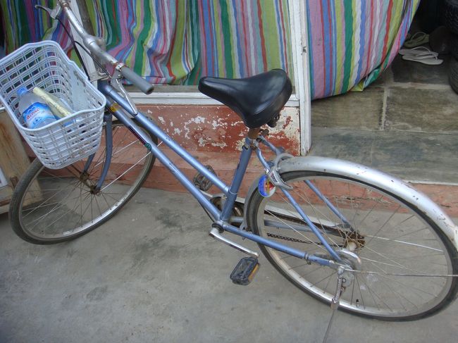 さて、身支度して自転車へ。表に準備しておいてくれたみたい。