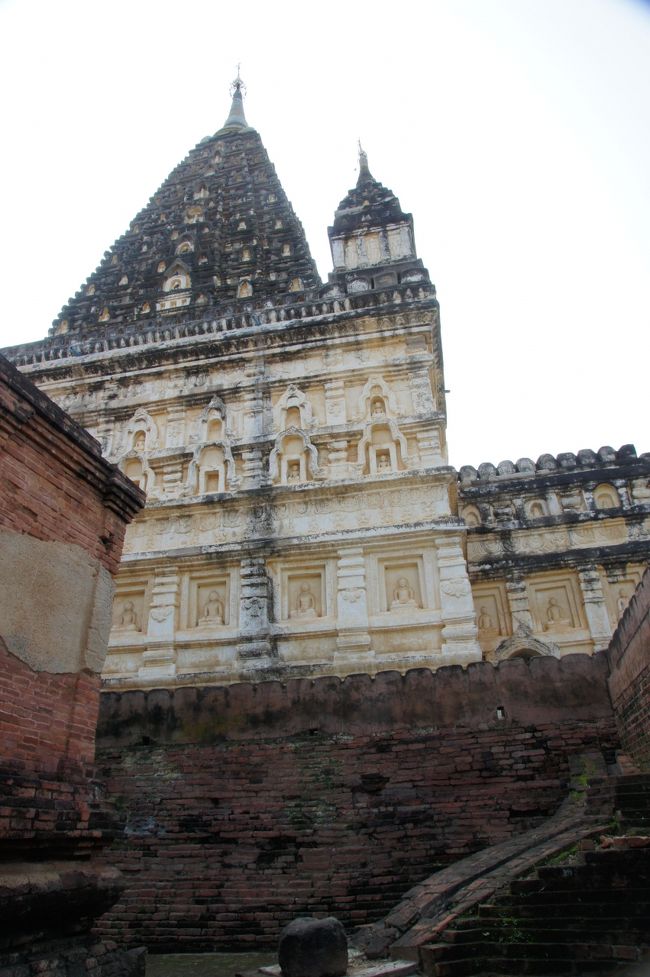 一通り見学した後、お姉さんの商品は…タナカですか…要らんなぁ。そもそも、女性用じゃないんか？<br /><br /><br />−−−−−−−−−−−−−−−−−−−−−−<br />今回の旅の日程は、<br />http://4travel.jp/traveler/hhb00102/album/10525702/