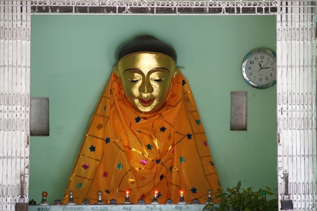 これは、外の祠の仏様だったかな。