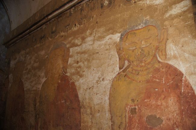 と言うか、規模が大きいので、中も広いなぁ。